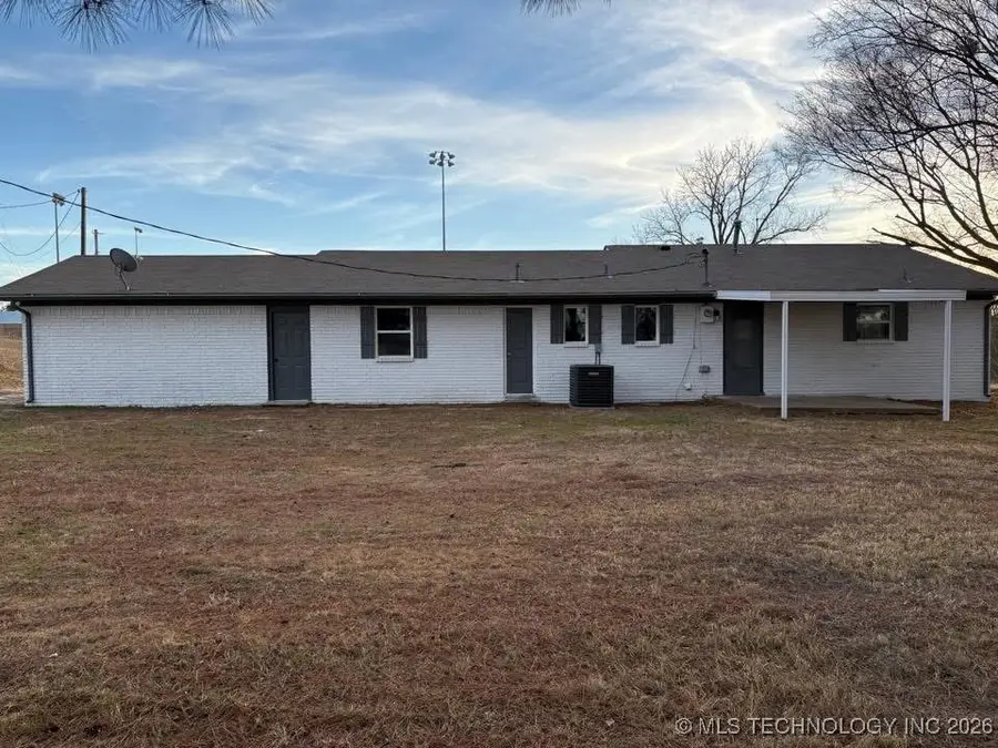 401 W H Avenue, Milburn, OK 73450 - Image #2