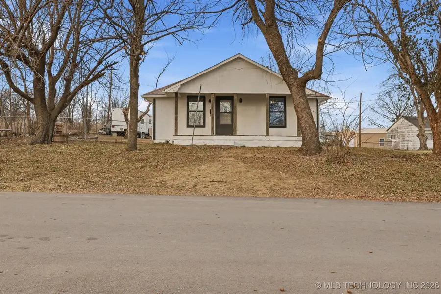 147 E Dale Street, Drumright, OK 74030 - Image #2