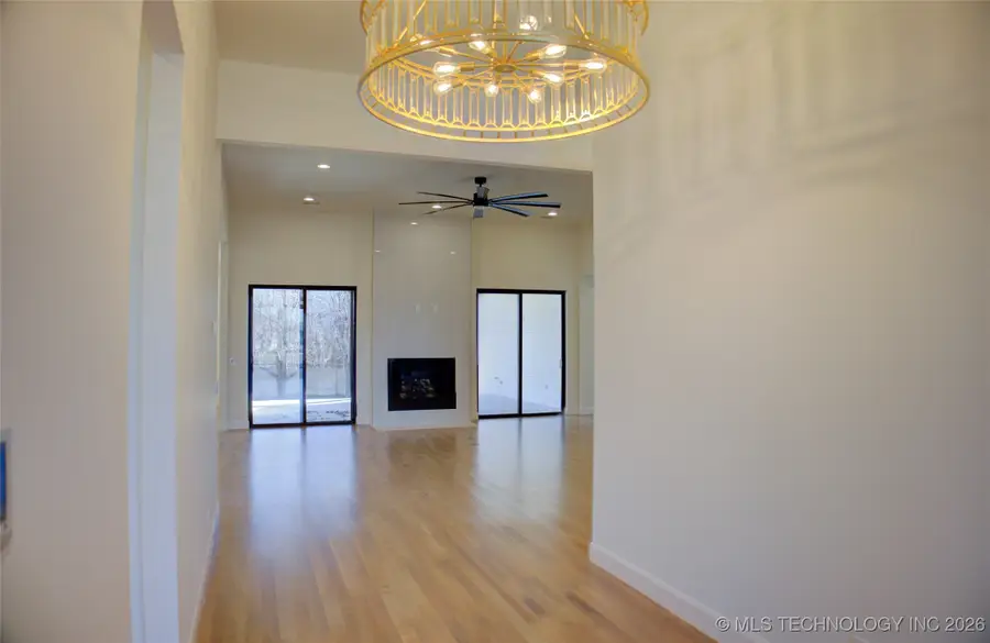 2887 S Gary Avenue, Tulsa, OK 74114 - Image #3