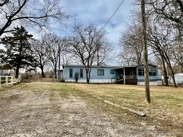 5799 Cedar Ridge Road, Kingston, OK 73439