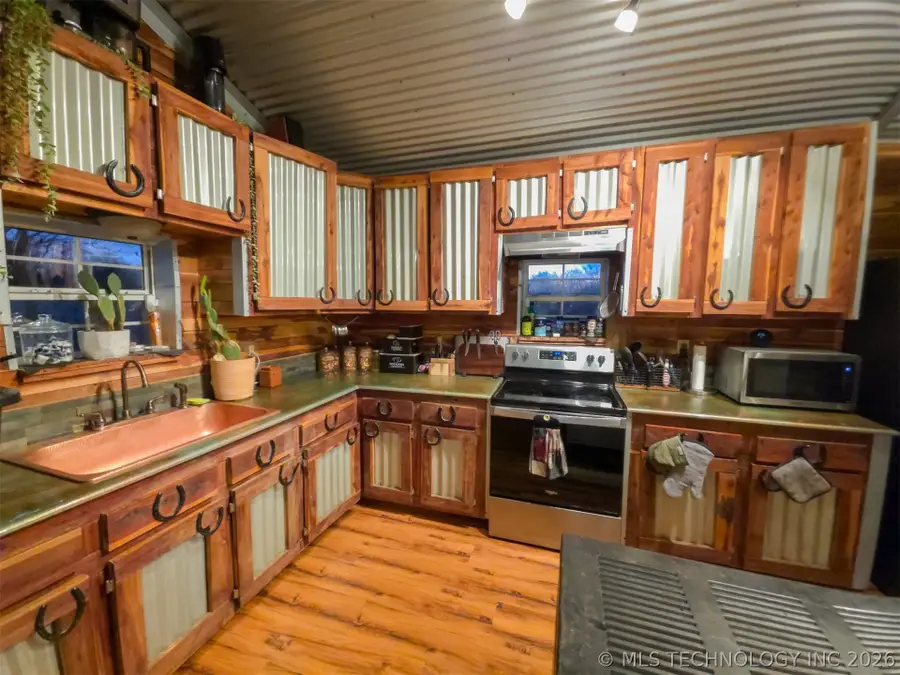 13285 S Oktaha Road W, Oktaha, OK 74450 - #3