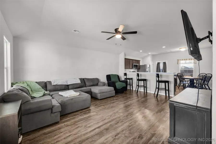 1614 S 31st Street, Broken Arrow, OK 74011 - Image #2