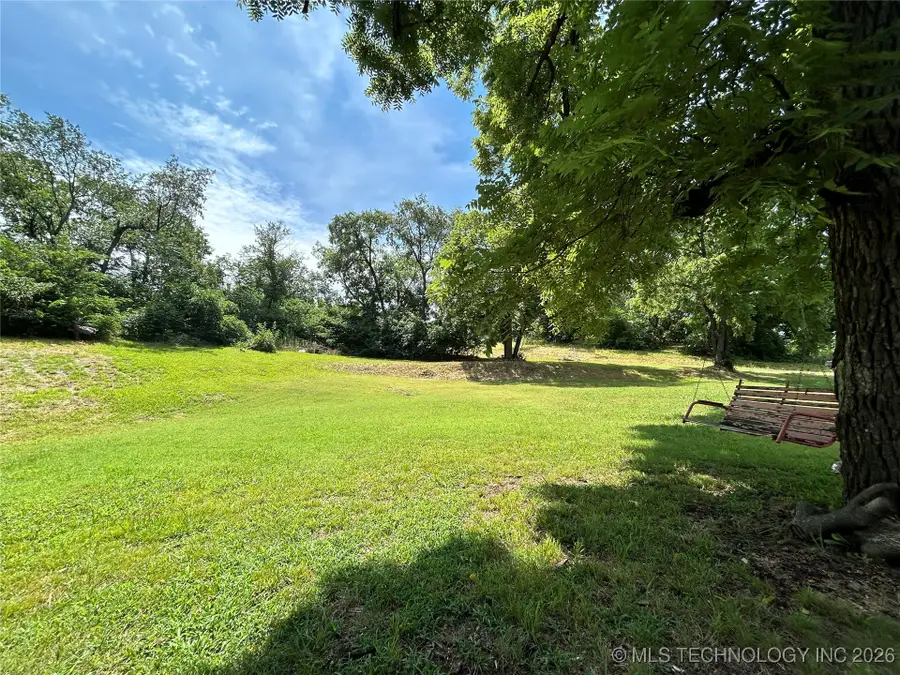 306 N Water, Locust Grove, OK 74352 - Image #3