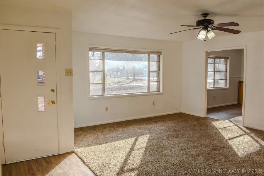 801 NE 4th Street, Antlers, OK 74523 - Image #3