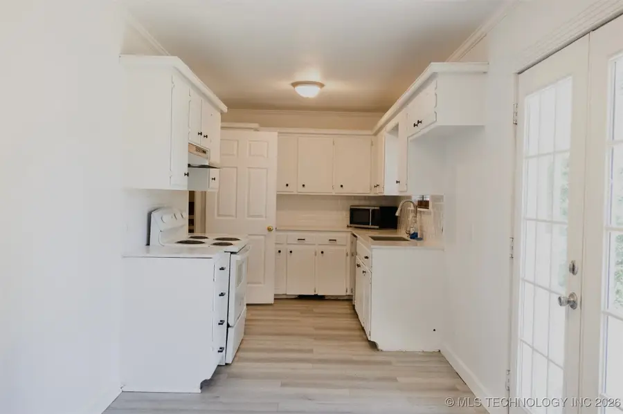 1606 N Chambers Terrace, Claremore, OK 74017 - Image #3