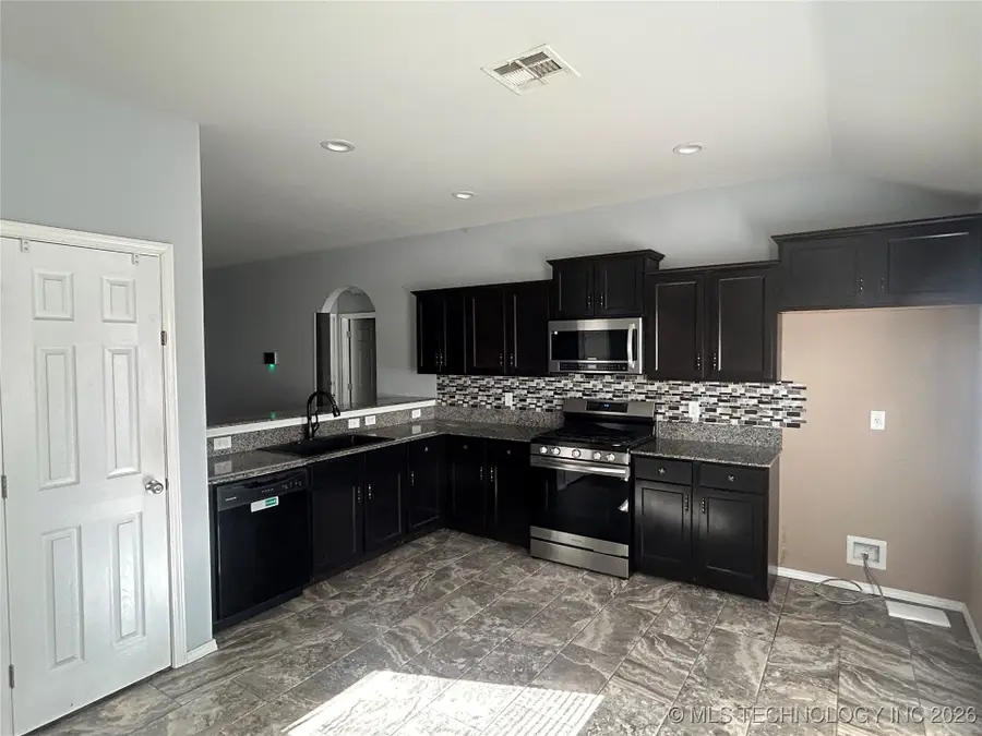 25104 E 93rd Court S, Broken Arrow, OK 74014 - Image #3