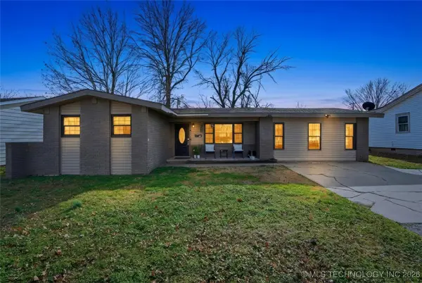 322 E Maple Street, Skiatook, OK 74070