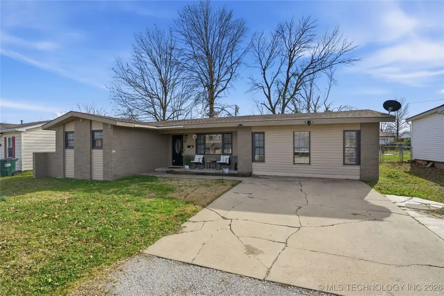 322 E Maple Street, Skiatook, OK 74070 - Image #3