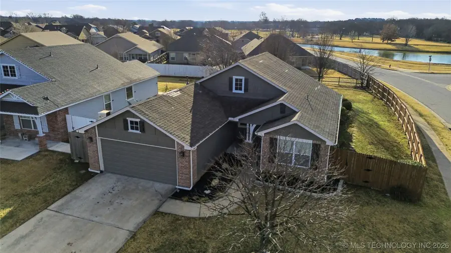 10701 N 152nd Avenue, Owasso, OK 74055 - Image #2