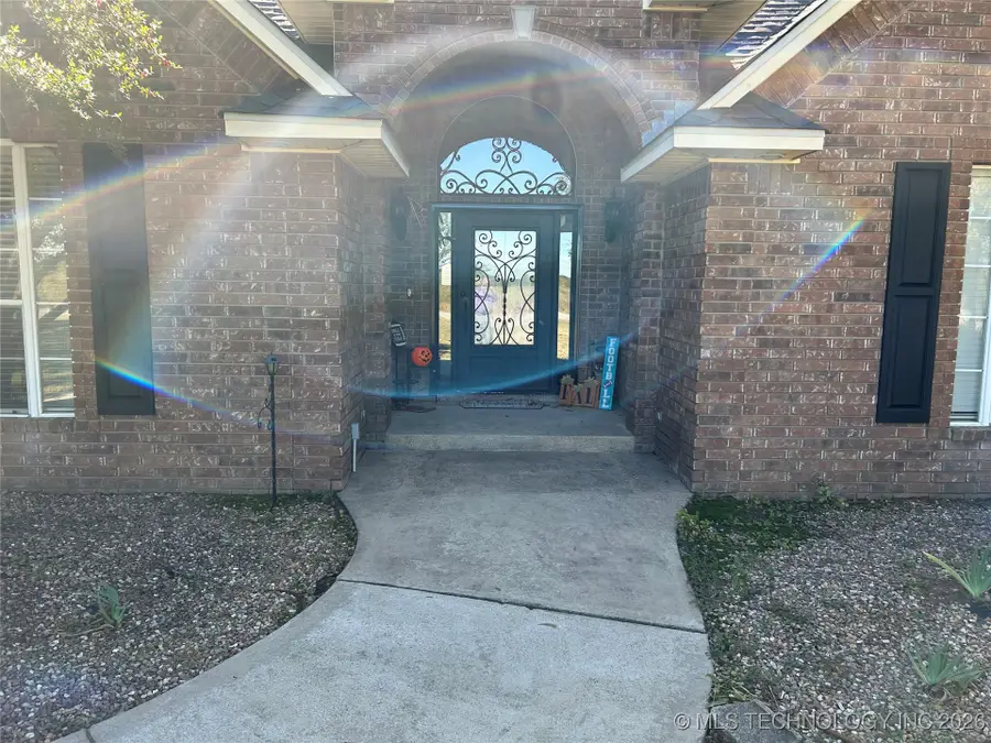 512 Oakland Court, Ardmore, OK 73401 - Image #3