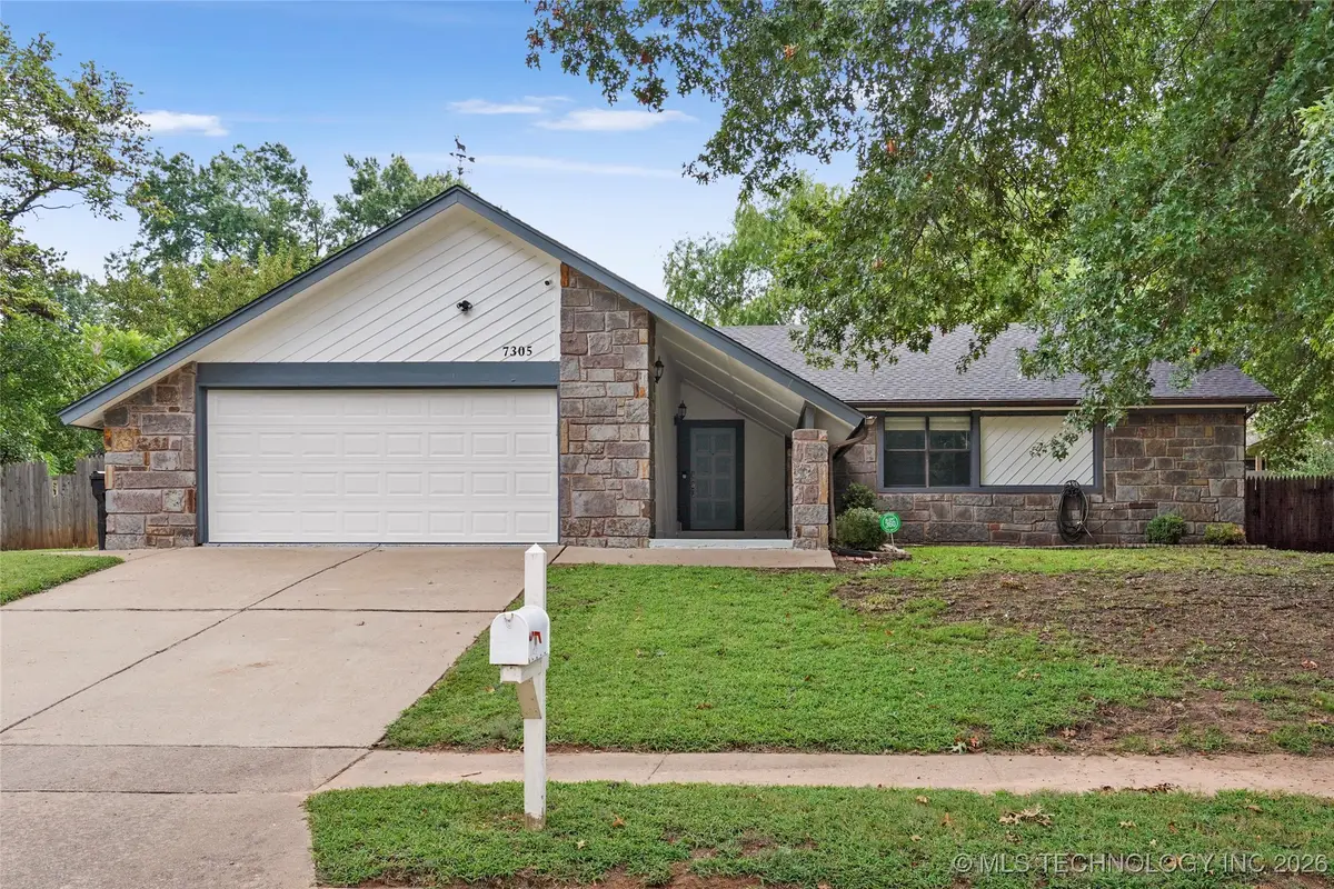 7305 S Peach Avenue, Broken Arrow, OK 74011 - Image #1