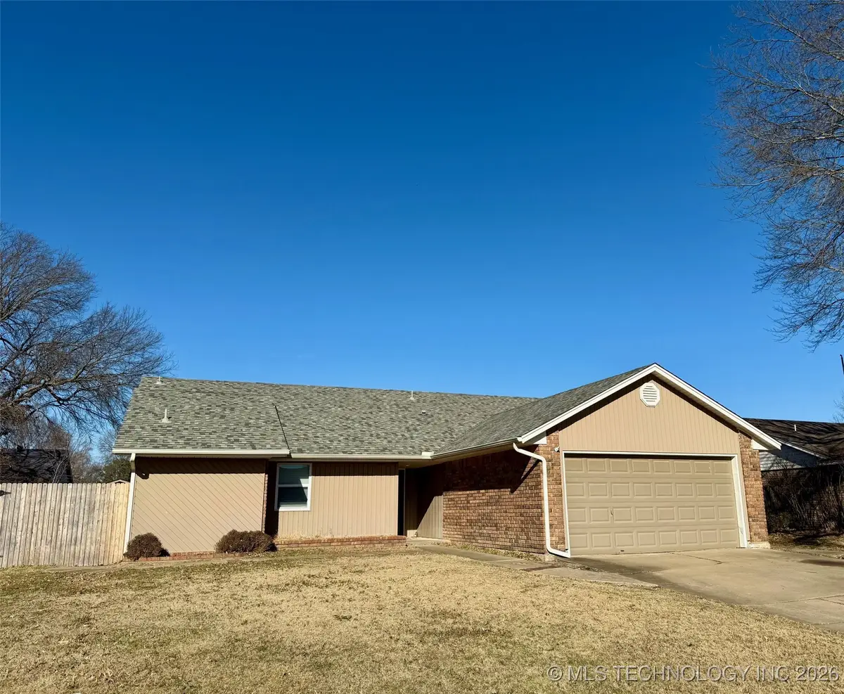 3004 Hilltop Avenue, Muskogee, OK 74403 - Image #1