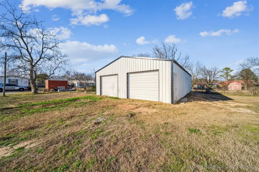 602 E Lexington Avenue, Allen, OK 74825 - Image #2