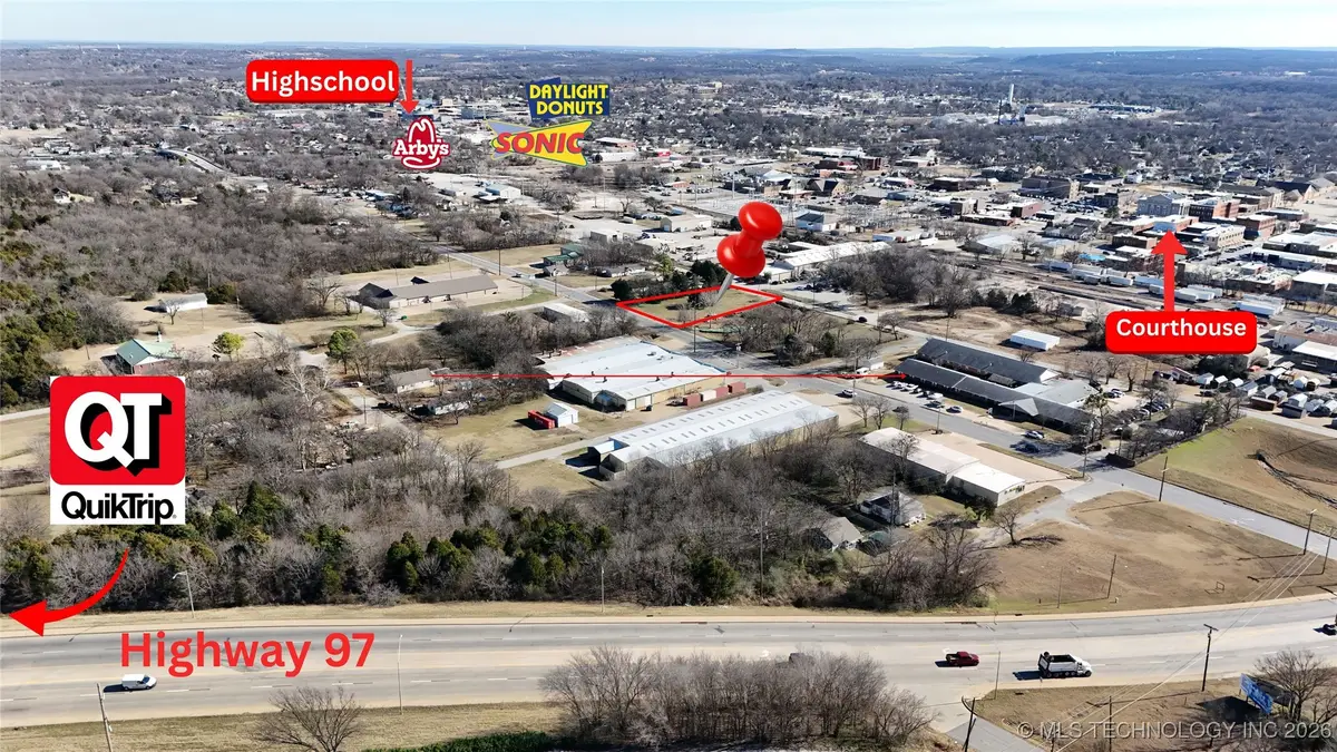 223 E Jackson Avenue N, Sapulpa, OK 74066 - Image #1