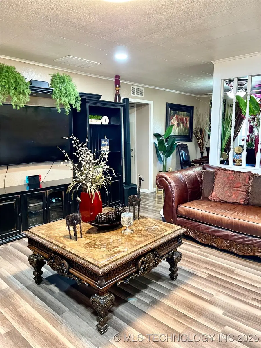 10621 E Admiral Boulevard, Tulsa, OK 74116 - Image #3