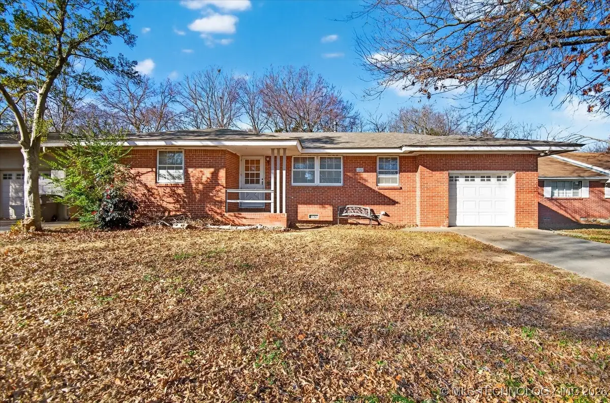 601 Yale Drive, Bartlesville, OK 74006 - Image #1