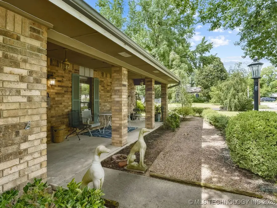 301 S Byrd, Coalgate, OK 74538 - #2