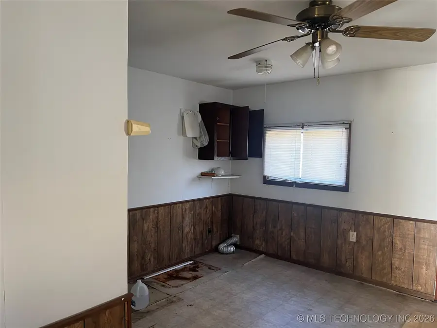 710 Randal Street, Quinton, OK 74561 - Image #2