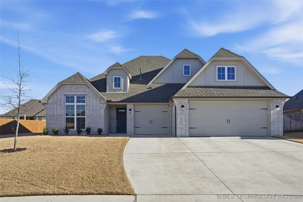 12425 S Maplewood Avenue, Tulsa, OK 74008 - Image #1