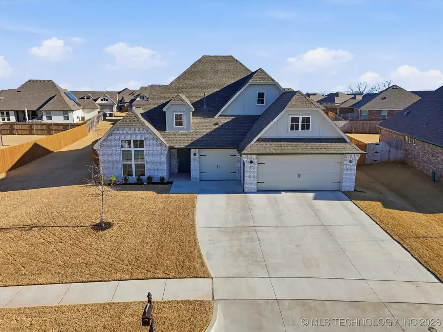 12425 S Maplewood Avenue, Tulsa, OK 74008 - Image #2