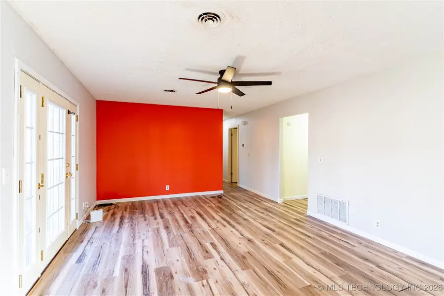 2422 S Independence Street, Sapulpa, OK 74066 - Image #3