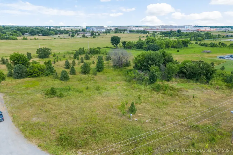 S Mill Street, Pryor, OK 74361 - Image #3