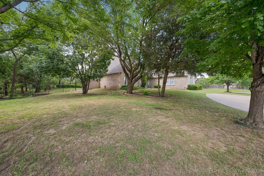 9400 N 138th East Avenue, Owasso, OK 74055 - Image #3