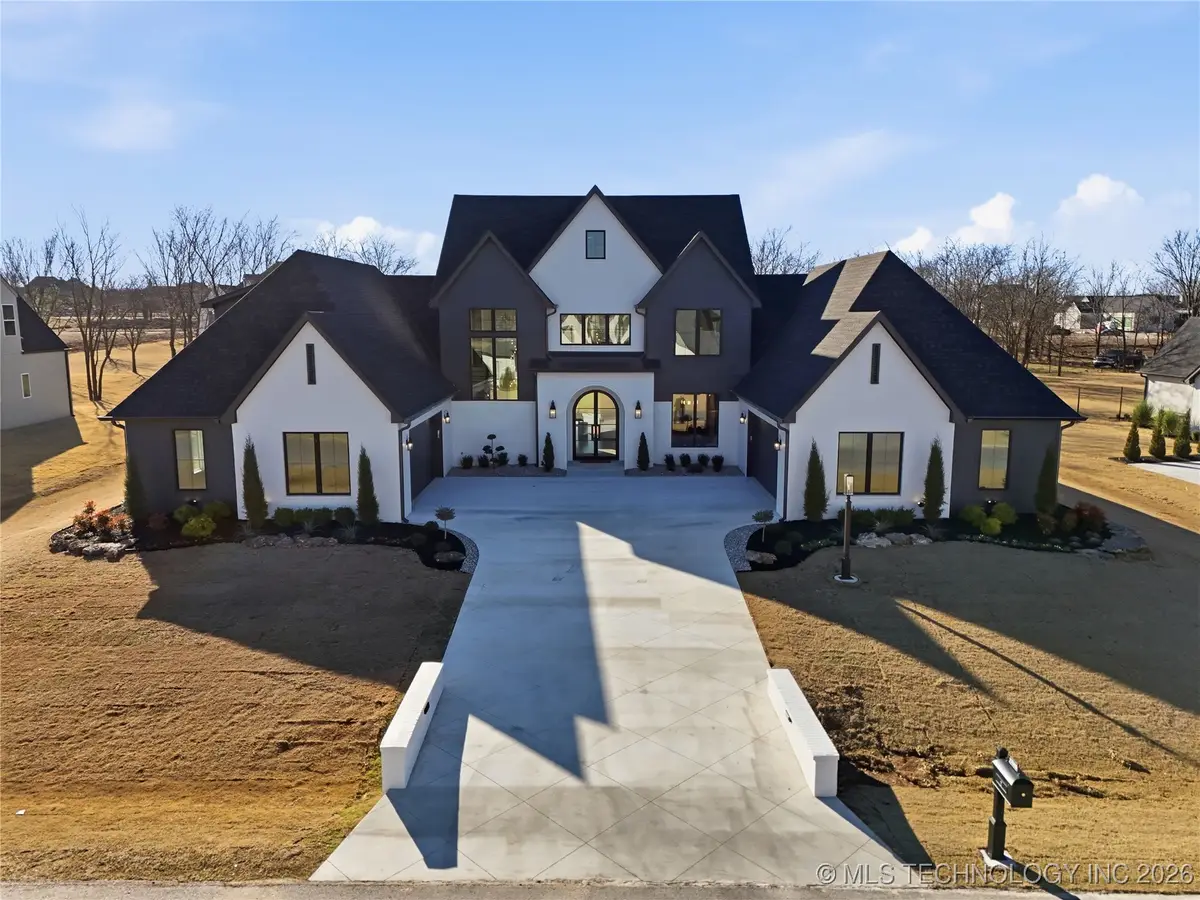 17802 E Patriot Drive, Owasso, OK 74055 - Image #1