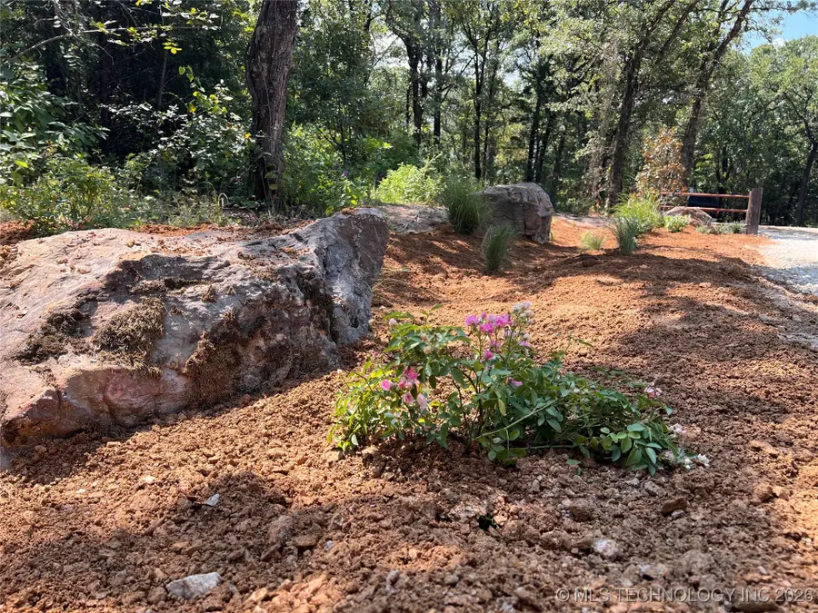 5876 Oaks Cove Lane, Kingston, OK 73439 - Image #2