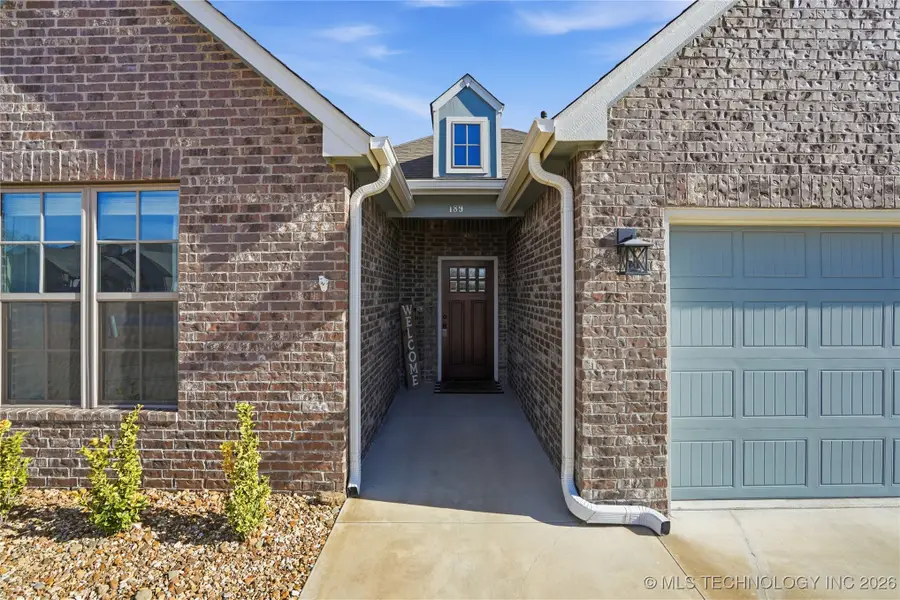 189 N Castle Street, Skiatook, OK 74070 - Image #3