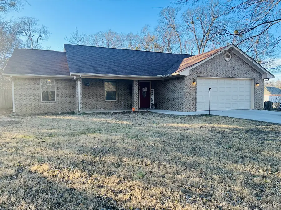 273 Main, Lone Grove, OK 73443 - Image #2