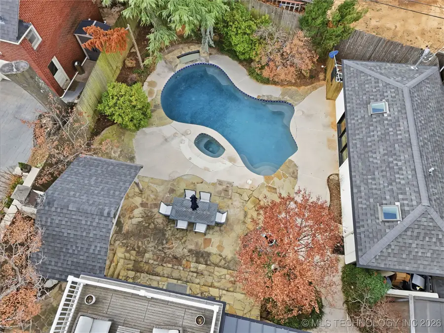 2212 S Terwilleger Boulevard, Tulsa, OK 74114 - Image #3