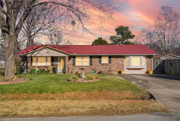 1004 SW 5th Street, Wagoner, OK 74467