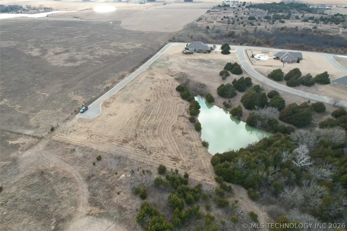 E Country Club Drive, Cushing, OK 74023 - #1