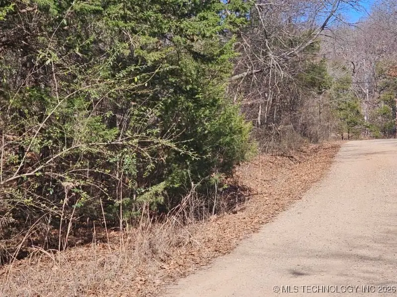 42 Holiday, Eufaula, OK 74432 - #2