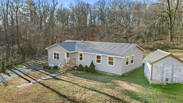 474018 E 660 Road, Watts, OK 74964