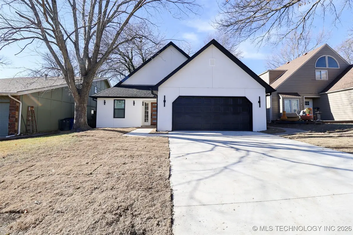 9122 S Lakewood Avenue, Tulsa, OK 74137 - Image #1