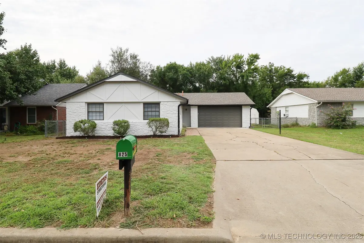 825 W 23rd Street, Claremore, OK 74017 - Image #1