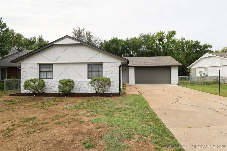 825 W 23rd Street, Claremore, OK 74017 - Image #2