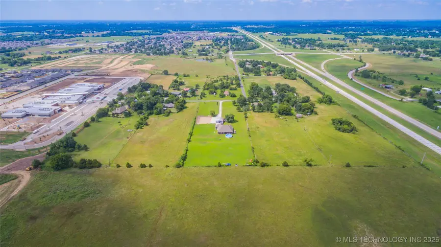 13420 E 122nd Street N, Collinsville, OK 74021 - #3