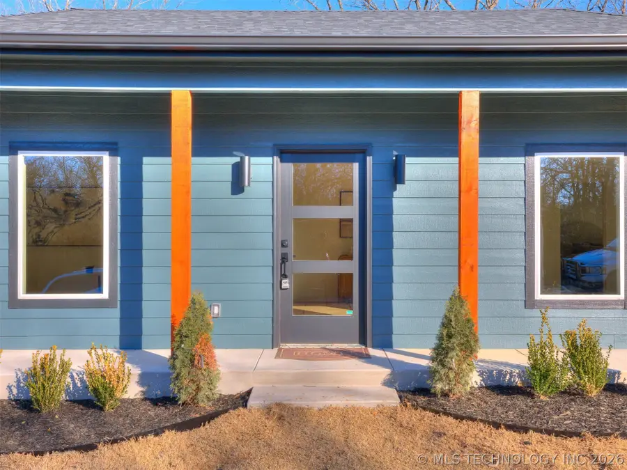 209 N Leahy Street, Sapulpa, OK 74066 - #2