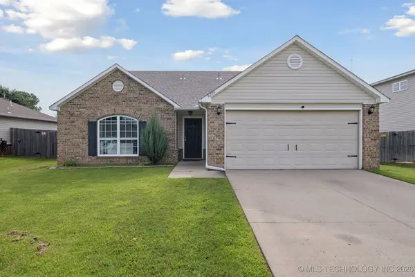 9239 S 256th East Avenue, Broken Arrow, OK 74014