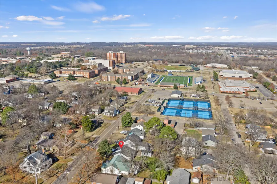 1312 N 3rd Avenue W, Durant, OK 74701 - Image #2