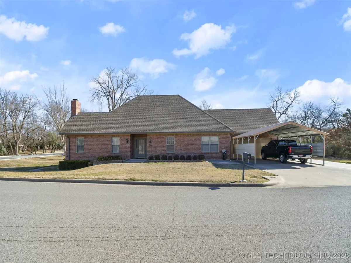 402 Chattanooga, Ardmore, OK 73401 - Image #1
