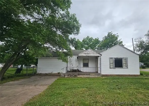 737 Doolin Avenue, Blackwell, OK 74631