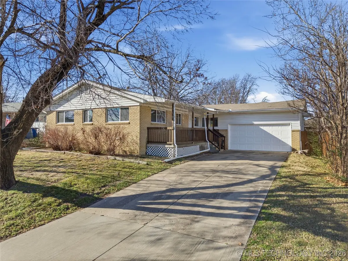 2904 S Hudson Place, Tulsa, OK 74114 - Image #1