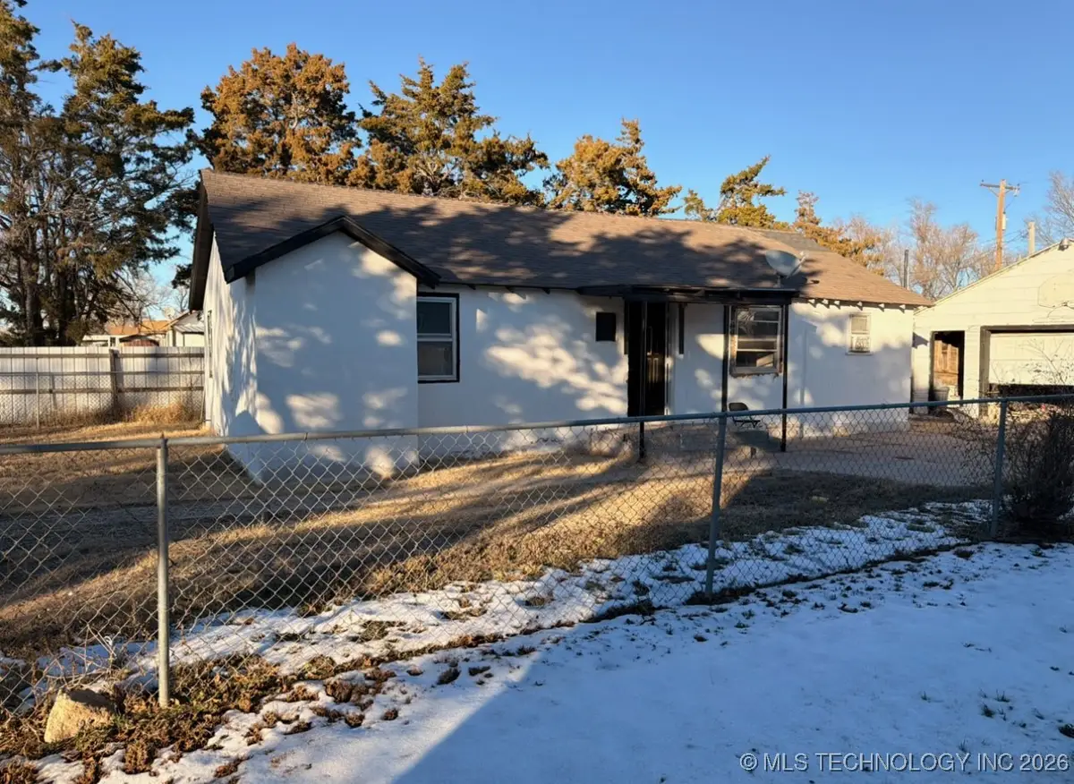 915 S Lelia Street, Guymon, OK 73942 - Image #1