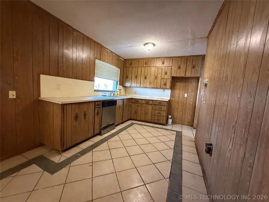 45 15th Nw, Ardmore, OK 73401 - #3