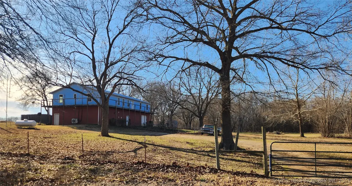2723 S Park, Atoka, OK 74525 - Image #1