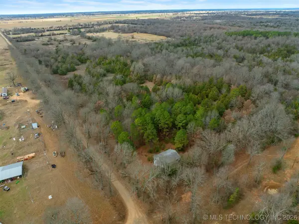 40 E 2010 Road, Hugo, OK 74743